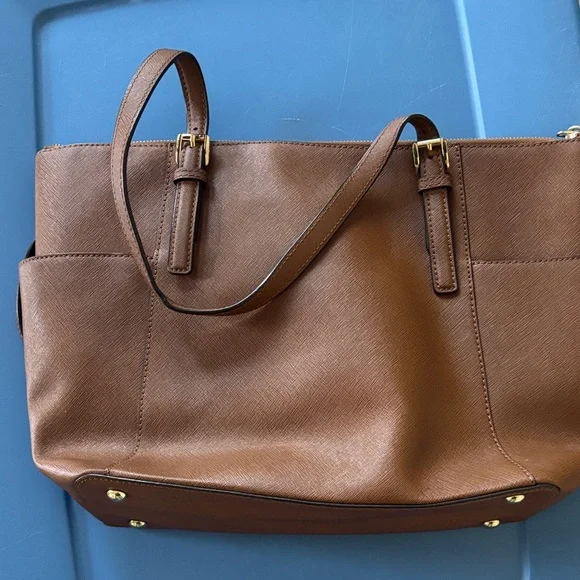 Michael Kors Tan Leather Tote Bag - Picture 4 of 9